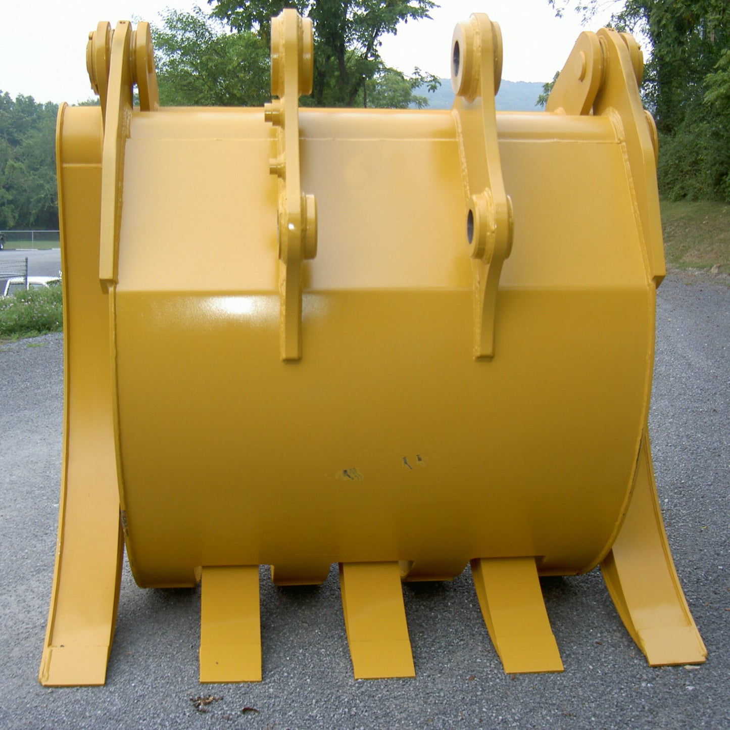 Rockland L-45 Light Material Grapple | Abrasion-Resistant Wear Plates | Four-Tine Top and Five-Tine Bottom Clamp | For Excavators