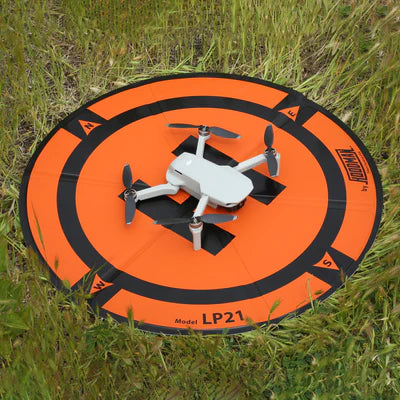 Hoodman Weighted Trifold Drone Landing Pad | Model LP21 | Size 21" | Compact & Durable | For DJI, Mavic & Mini Drones