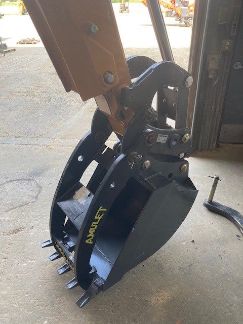 Amulet HOECLAMP Mechanical Full-Motion Thumb | Model CH150 | 1.25" Arm | Machine Size 14-24 Tons | For Excavator & Backhoe