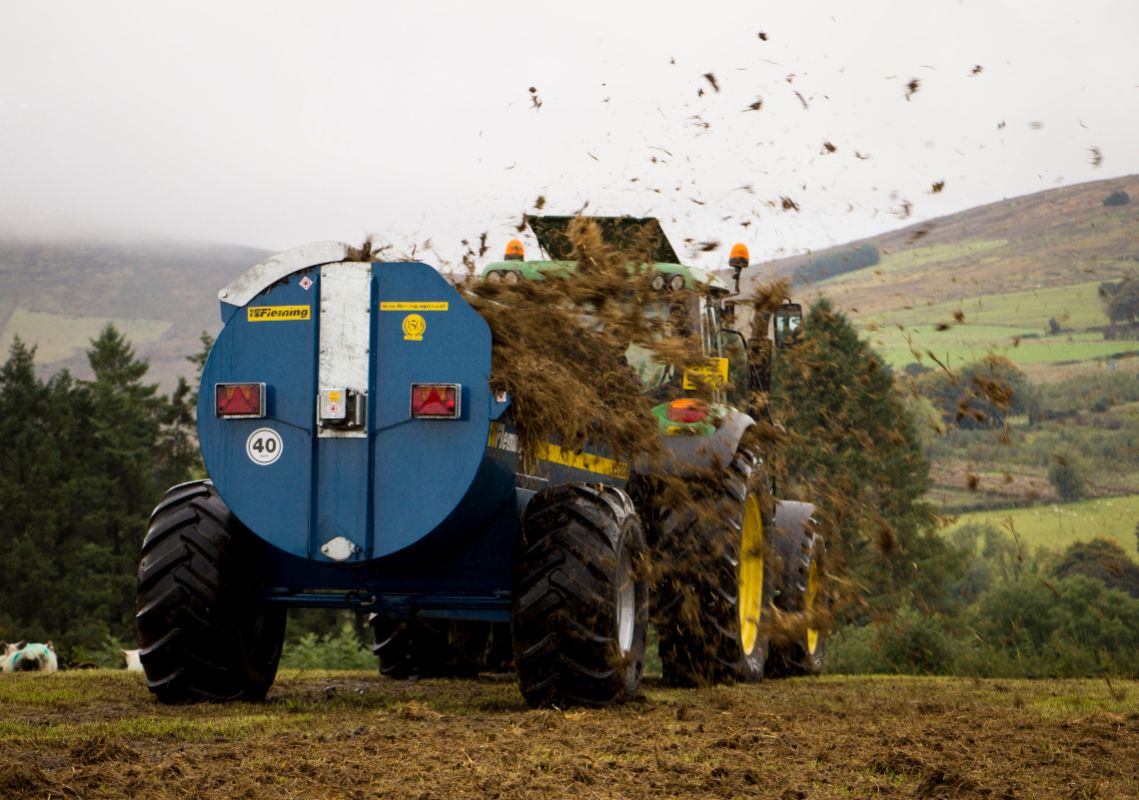 Fleming 8' Muck Spreader | Model MS1000 | Width 96" | 100 HP | For Tractor, ATV & Loaders