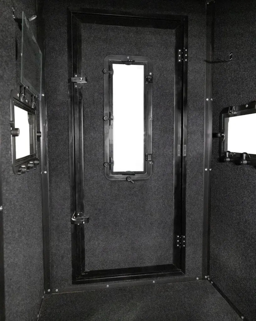 Muddy | Striker Steel Box Blind | MUD-BBBST2000-5C |  6′L x 4′W x 7′H | Weatherproof Thermal Formed | All-Season Concealment | For Deluxe Towers (sold separately)