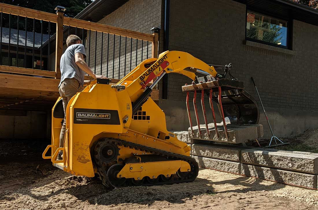 Baumalight Mini Track Loader | Model TRL-620Y | Width 40" | Engine Horsepower 23.9 HP | Engine Yanmar | Mini Skid Steer