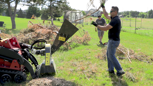 Erskine Mini Brush Chipper | Chipper Capacity 4.5" inches | Recommended Hydraulics 11-15 GPM | For Mini Skid Steer