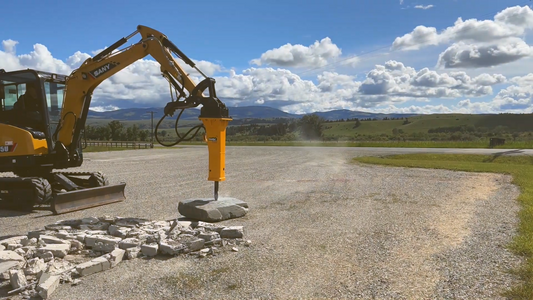 Montana Hydraulic Breaker | MB-EX Series | Oil Flow Range 4-69 GPM | Machine Weight 1-45 Tons | For Excavators