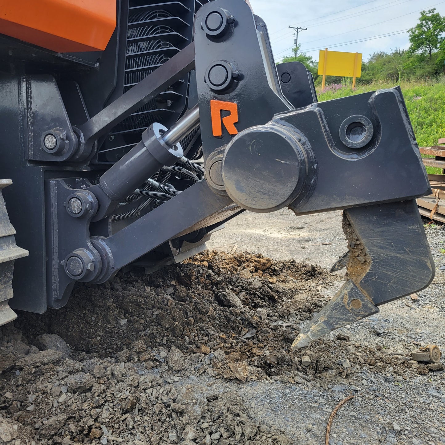 Rockland Standard Duty Dozer Ripper | Maximum Digging Depth 11" & 26" inches | Machine Horsepower 75-240 HP | For Dozers