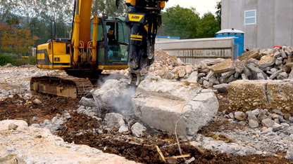 MB Crusher Demolition Pulverizer | Model MB-P380 | Overall Width 13" | Hydraulic Flow Rate 5–7 GPM | Machine Size 3-7 Ton | For Excavators, Backhoe Loaders & Skid Steer