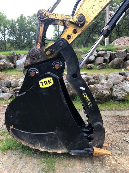 Amulet PowerClamp Hydraulic Thumb | Models PowerClamp Non Linkage Series | Machine Size 1-50 Tons | For Excavators