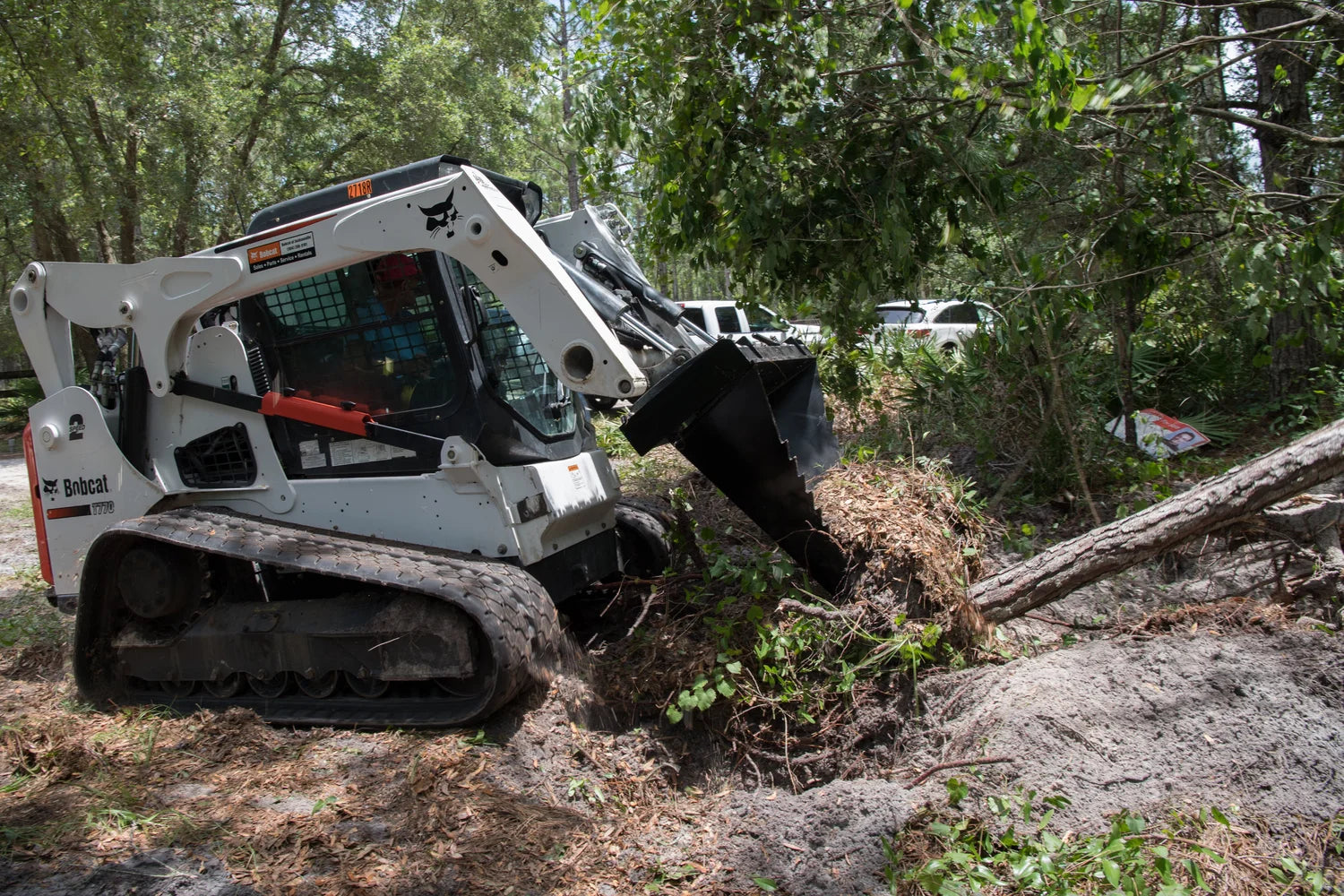 McLaren Industries Skid Steer Bucket