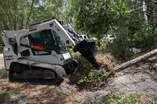 McLaren Industries Stump Bucket | Hydraulic & Non-Hydraulic | 44" Width | 15 To 25 GPM | For Skid Steer