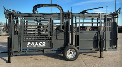 Palco HSP12 & 8' Manual Alley | Steel Floor | Hydraulic Chute & Gates | For Cattle Operations & Ranch Facilities