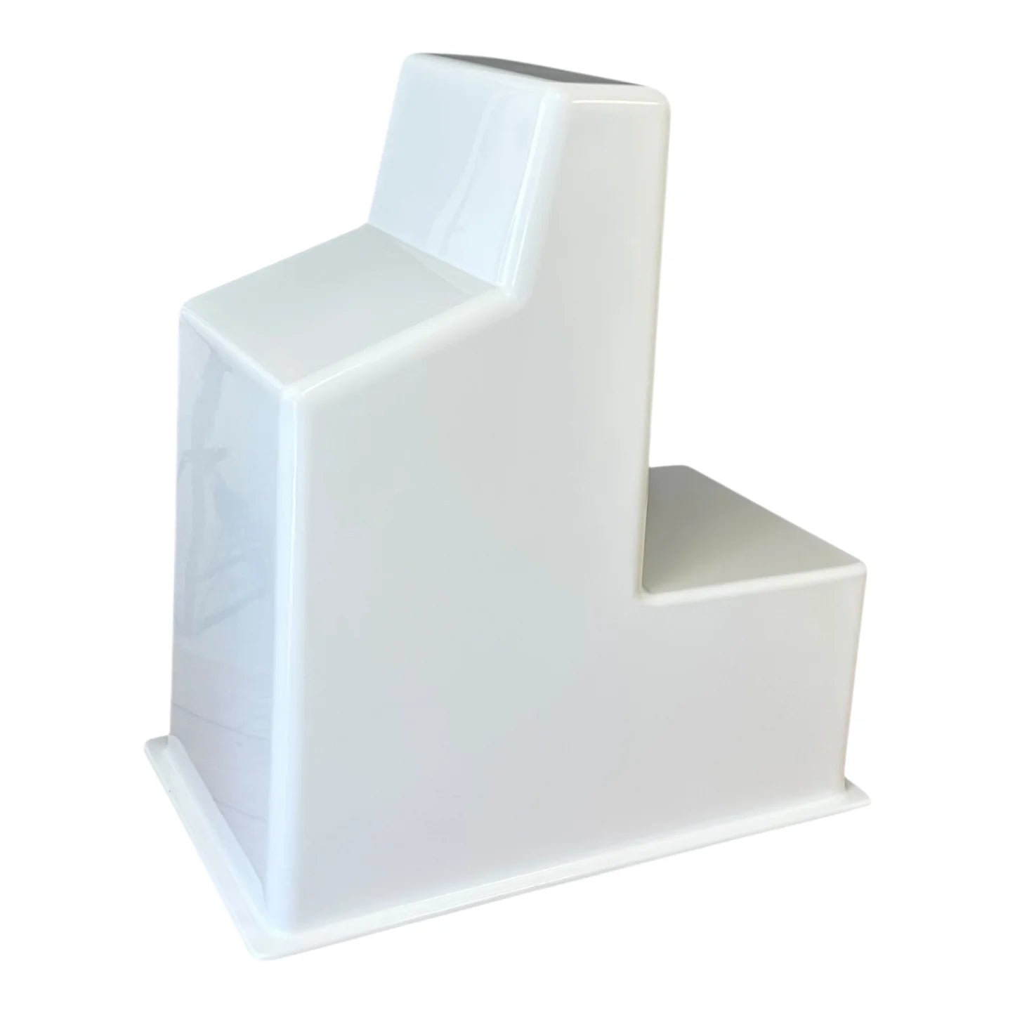 RIO MARINE CUSTOMS Fiberglass Boat Console with Seat | Model CMCC03.5 | 24" W x 48" H x 53" D | For 18–22 ft Center Console Boats