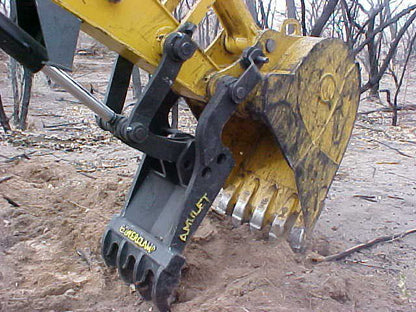Amulet PowerClamp Hydraulic Excavator Thumb | Model Progressive-Linkage Series | Machine Size 6-50 Tons | For Excavators