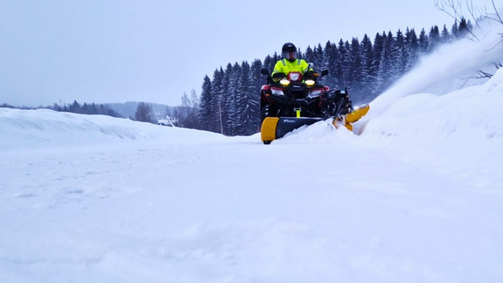 Rammy Thrower Plow ATV (Plow + Snow Thrower Combo) | Working Width 46" | Snow Throwing Distance 49' | Tank Volume 3.0L | Horsepower 9.5 HP | For ATVs