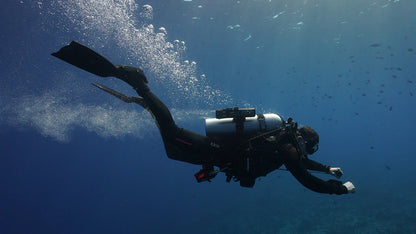 Lefeet Underwater Scooter | Model P1 Standard & P1 XR | Length 9.72"–15.79" | Width 12.40" | Height 5.12" | 9 & 13 kgf Thrust | 60m Depth | 60–90 Min Runtime | For Scuba, Freediving & SUP