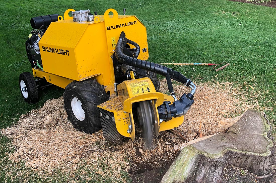 Baumalight Self-Propelled Stump Grinder | Model HGW30 | Width 35" | Rotor Size 19" | 35 HP