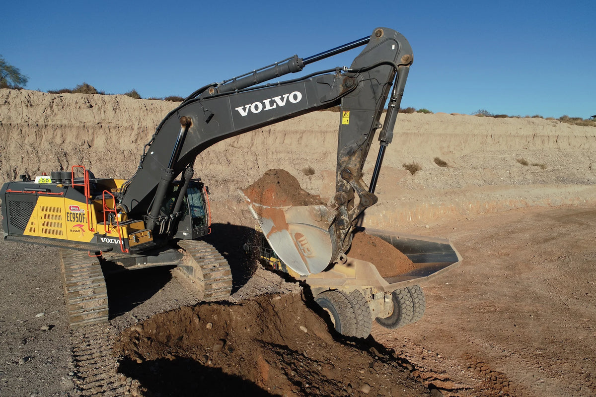 Werk-Brau Severe Duty Bucket | Heavy-Duty | Widths 18" To 48" | 12–120 Tons | For Excavators