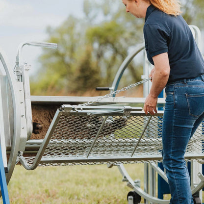 Sydell Deluxe Spin Doctor | #0938 | 46" Width | For Sheep & Goat Hoof Trimming & Handling