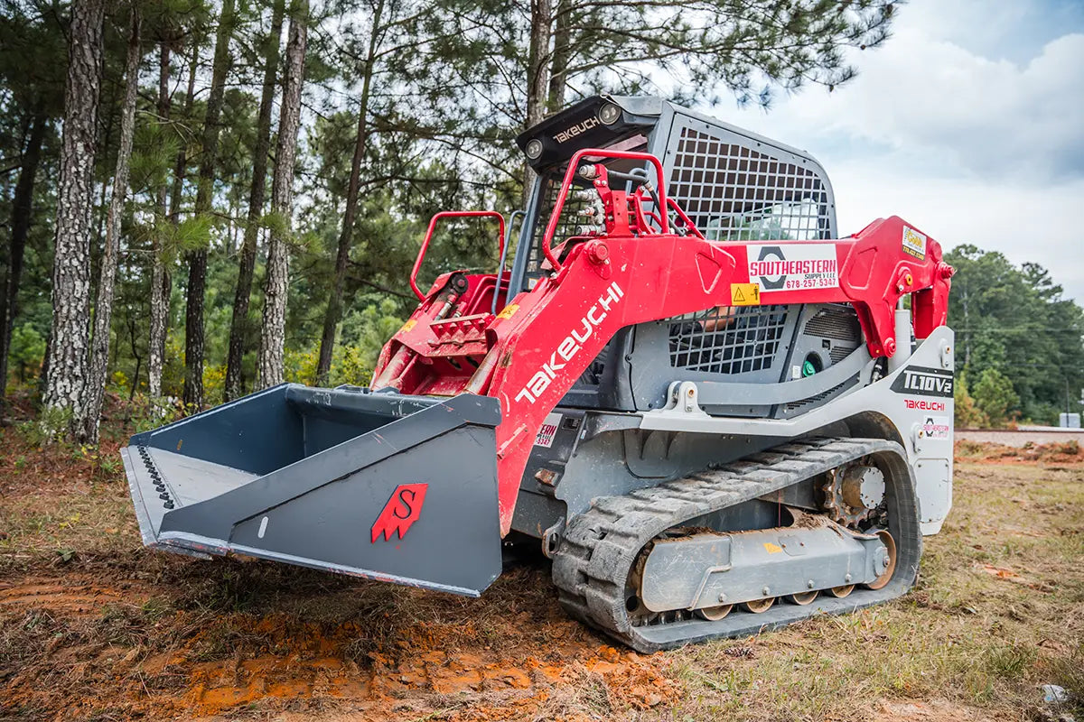 Solesbee's 66", 72", 78", 80" & 84" Width Skid Steer Bolt-On Edge Buckets For Skid Steer