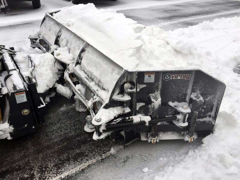 Virnig V60 Hydraulic Snow Blade/Pusher | Models HSBP120, HSBP132, HSBP144 & HSBP156 | Widths 124.5" To 160.5" | Hydraulic Flow 15 To 25 GPM | For Skid Steer