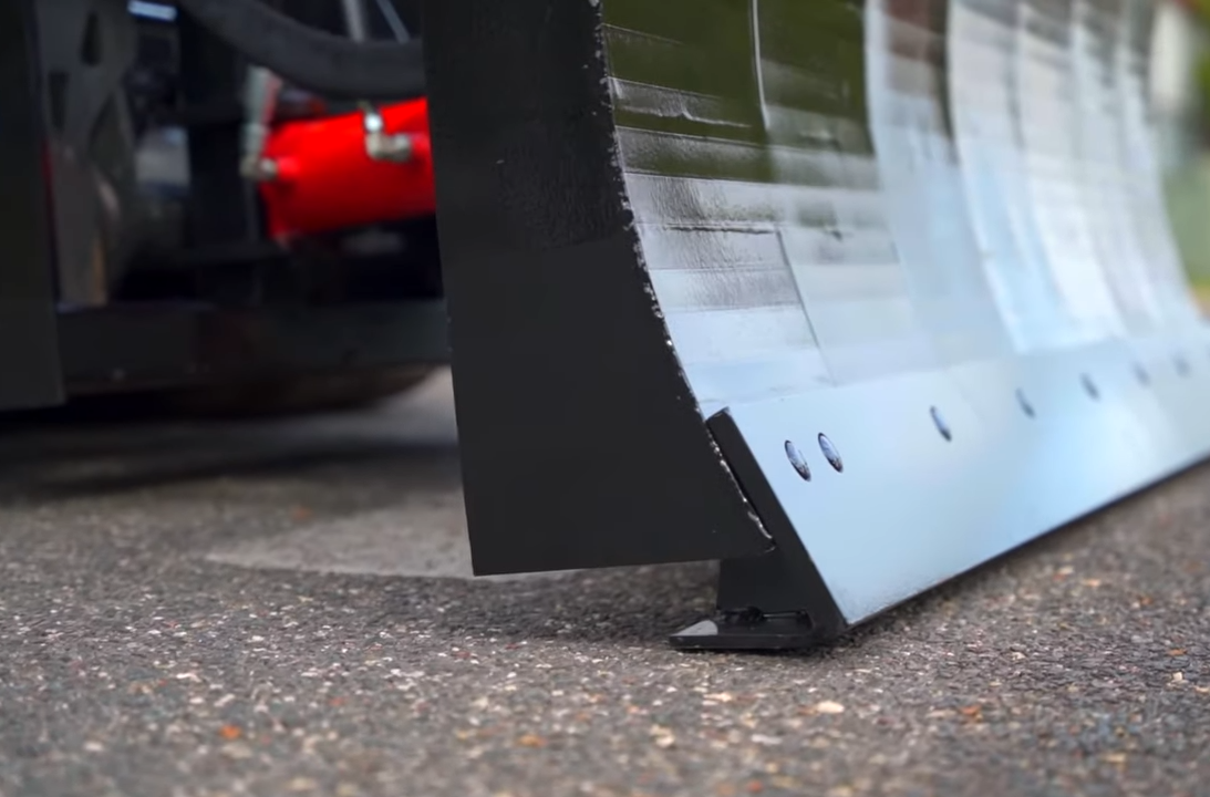 HitchDoc Hydraulic Angle Blade | Standard Series | Width 4' To 8' Ft | Horsepower 50 HP | For Skid Steers