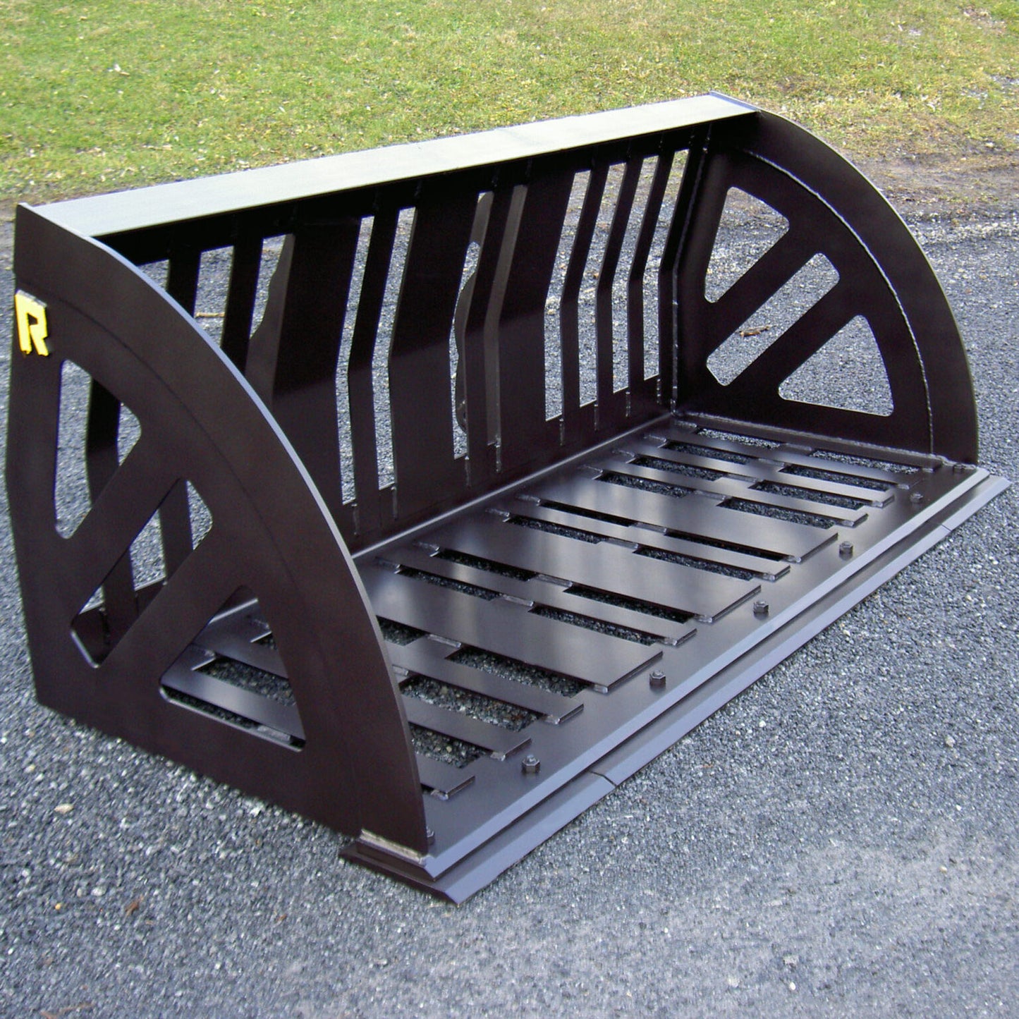 Rockland Snow Basket | Reversible Bolt-On Cutting Edge | Prevents Snow Sticking | For Loaders