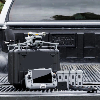 DJI | Essential Matrice 4T | Thermal Recovery Kit | 34 MPH Max Speed | 30MP Zoom | 3 Hours Flight Time | Wildlife & SAR