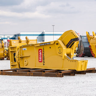 TERAN 4475 lbs TDSH20 Rotating Shear, Excavator Attach