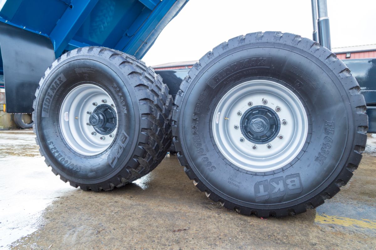 Fleming 16 Ton Monocoque Tipping Trailer | Model TR16 | Width 8' | 80-100 HP | For Tractors & Loaders