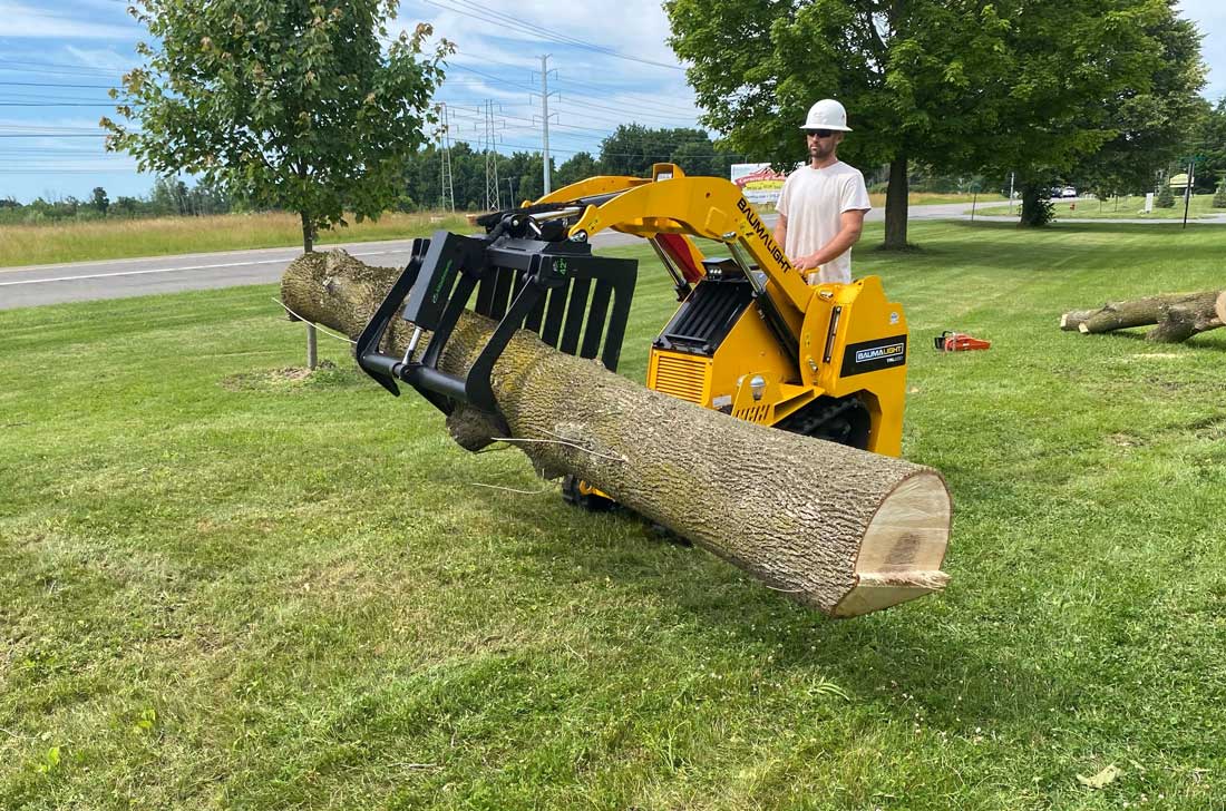 Baumalight Mini Track Loader | Model TRL-620D & TRL-536D | Width 35.5"-40" | Engine Horsepower 24.8 HP | Kubota Engine | Mini Skid Steer