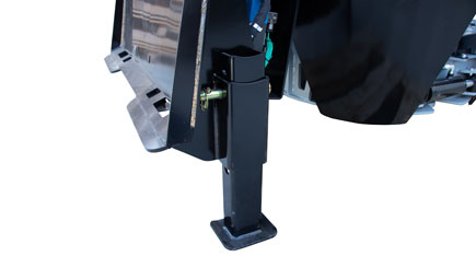 Baumalight Industrial Tree Spade | Model DR-448 | Width 48" | Opening Width 30" | Hydraulic Flow 10–35 GPM | For Skid Steers