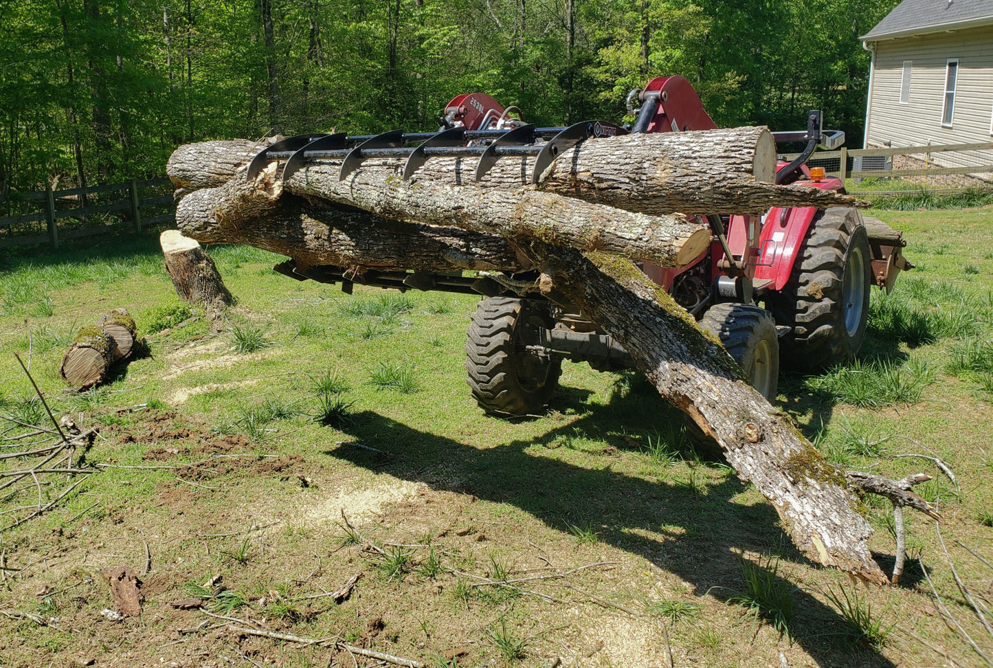 Virnig V30 Compact Tractor Root Rake Grapple | Models URG54-CT, URG60-CT, URG66-CT | Widths 56.5" To 67.5" | Horsepower 25 To 40 HP | For Compact Tractors