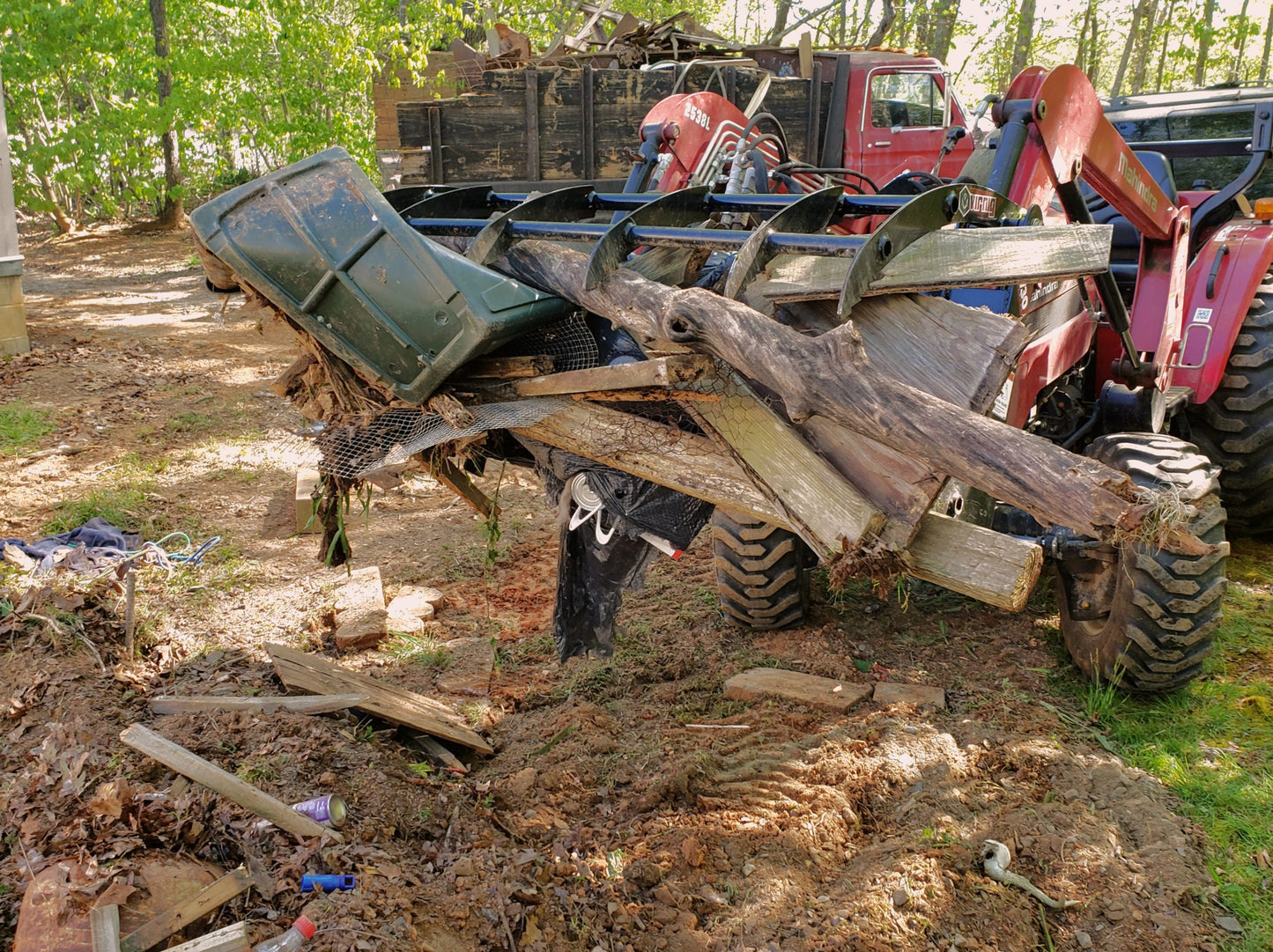 Virnig V30 Compact Tractor Root Rake Grapple | Models URG54-CT, URG60-CT, URG66-CT | Widths 56.5" To 67.5" | Horsepower 25 To 40 HP | For Compact Tractors