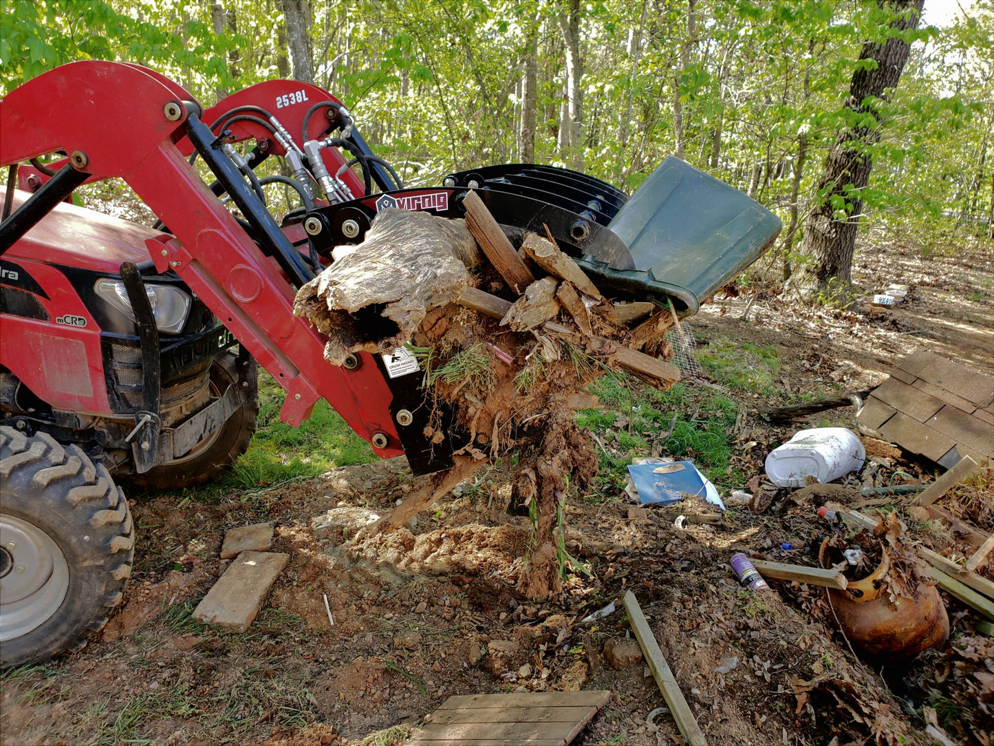 Virnig V30 Compact Tractor Root Rake Grapple | Models URG54-CT, URG60-CT, URG66-CT | Widths 56.5" To 67.5" | Horsepower 25 To 40 HP | For Compact Tractors