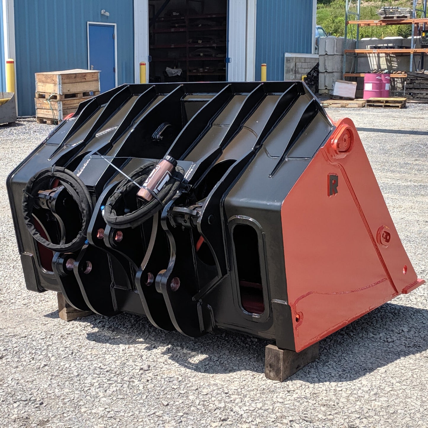 Rockland Underground Ejector Bucket | Hydraulic Ejection System | AR400 Plate | For Loaders