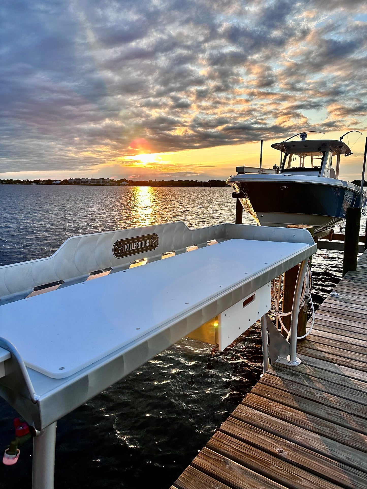Killer Dock Fish Cleaning Station | Model Upscale 7 1/2 | Width 90" | Marine-Grade Aluminum & HDPE | For Dock, Seawall, Deck & Patio