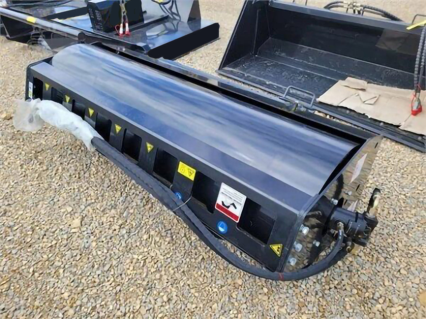 Loflin Fabrication | Vibratory Roller | 84" Width | Hydraulic Flow 14 To 43 GPM | For Skid Steer