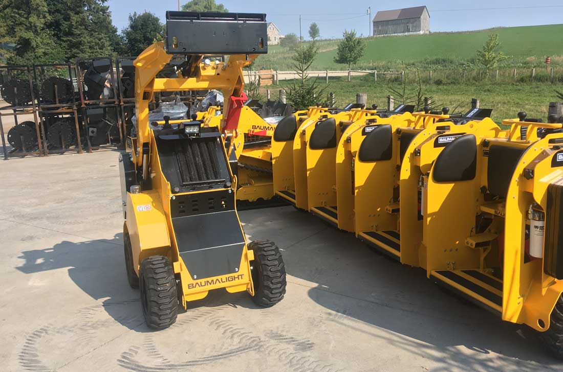 Baumalight Wheeled Mini Skid Steer | Model WRL-58G | Width 38" | Length 62" | Hydraulic Flow Range 11 GPM