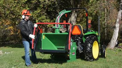 Wallenstein | Wood Chipper | Models BX52R & BX52RI | Rotor Diameter 25" | Chipper Capacity 5" | Horsepower 30-55 HP | For Tractors