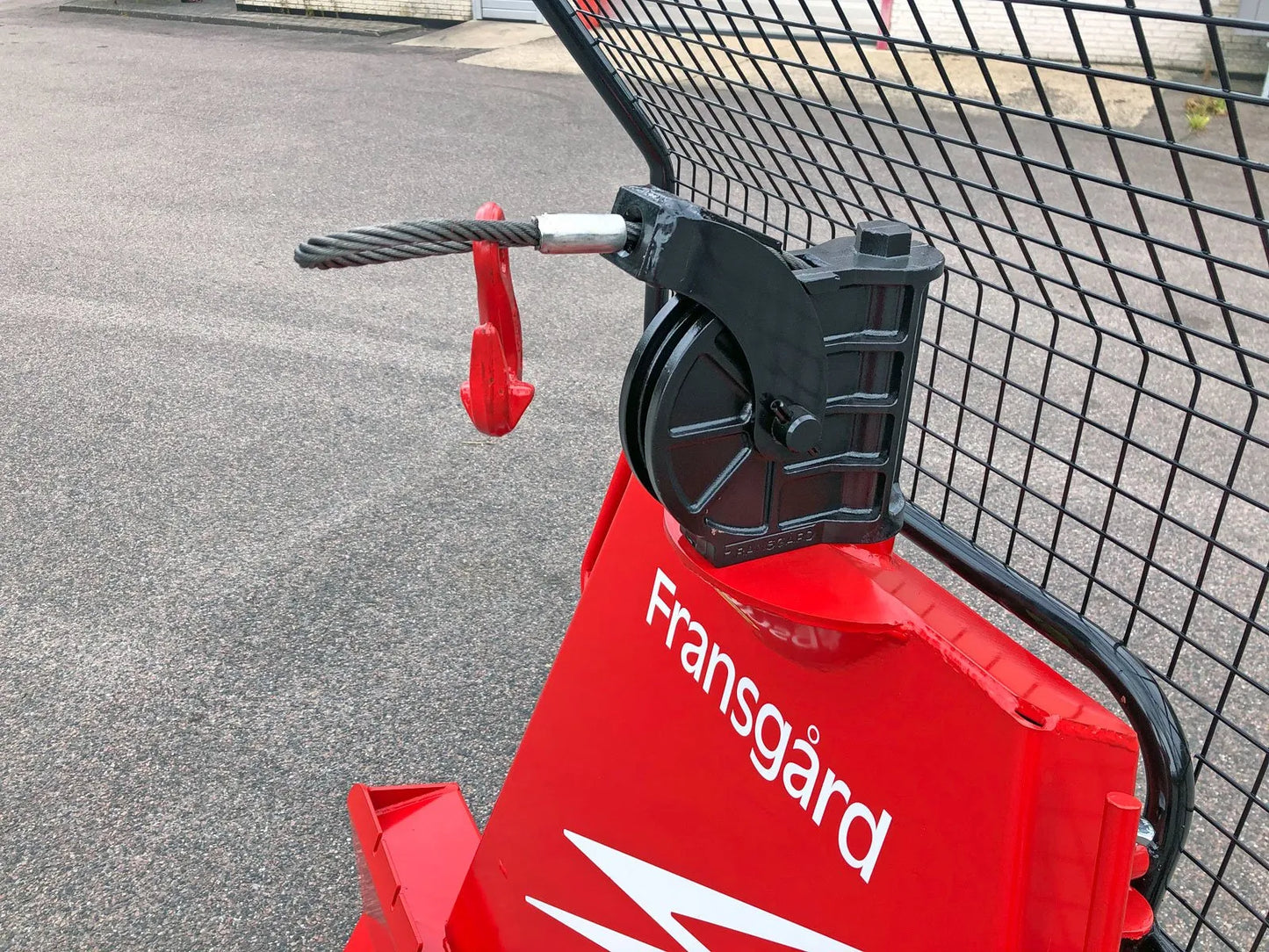 Fransgard 3-Pt Forest Winch | Model V-3521 | 5/16" Cable | 25 To 45 HP | For Tractor