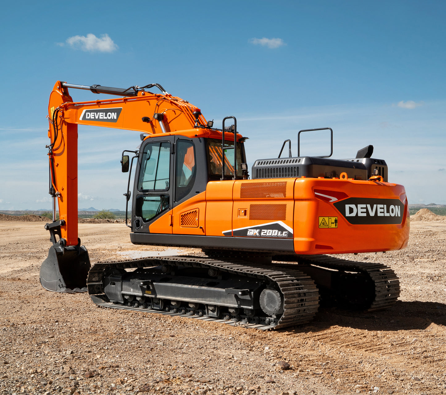 Develon | Crawler Excavator | Model DX200LC-7 | Dig Depth 20' 0" | 138.1 hp | 25 Tons | | For Demanding Construction & Large-Scale Earthmoving