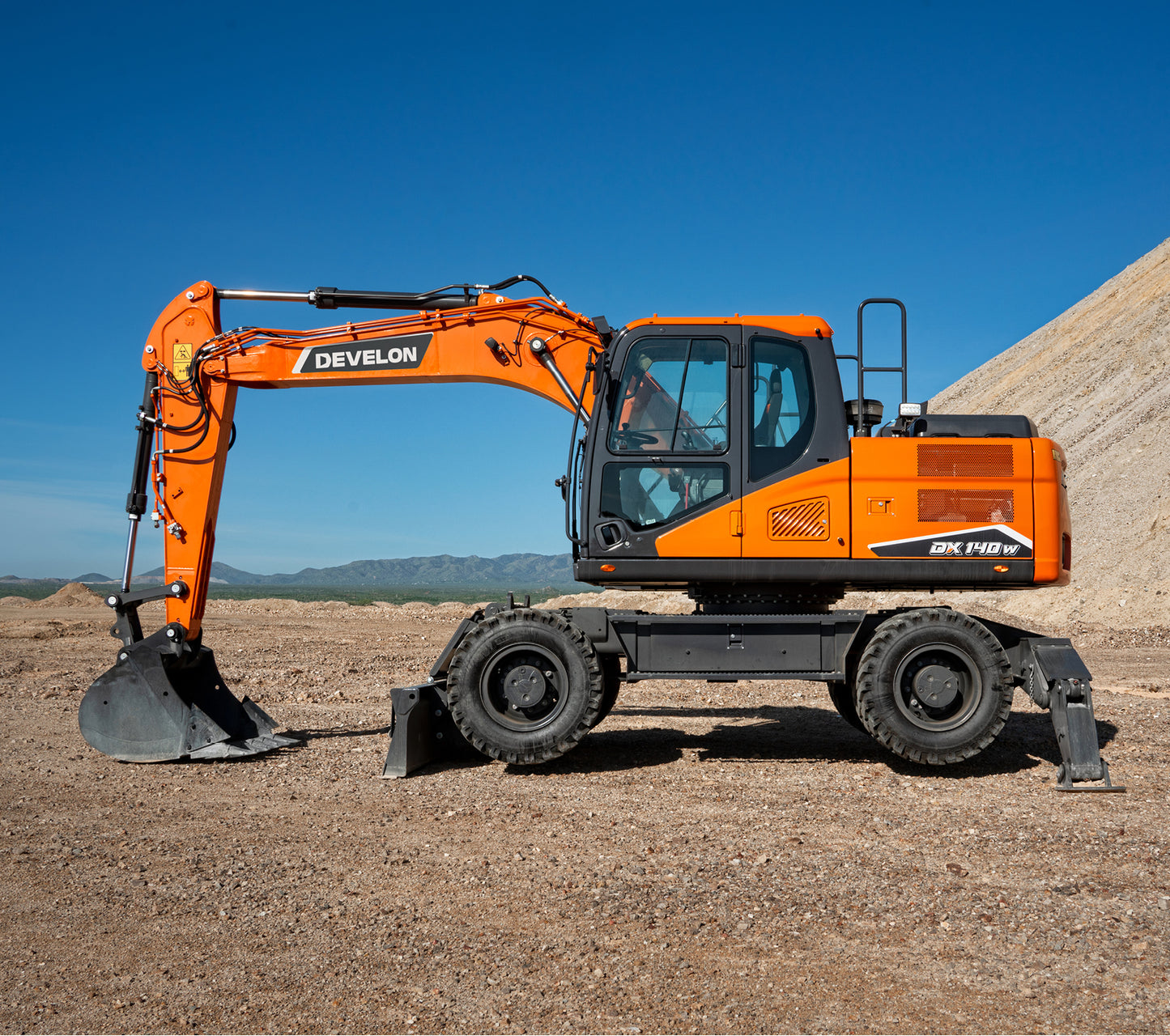 Develon | Wheel Excavator | Model DX140W-7 | Dig Depth 14' 9" | 129.1 hp | 17.3 Tons | For Construction & Roadwork & Urban Excavation