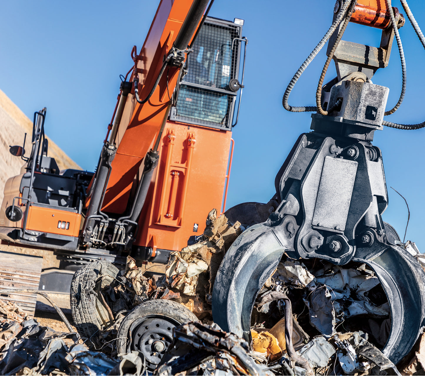 Develon | Material Handler | Model DX225MH-5 | Reach 35' 5" | Loading Height 40' 0" | 162 hp | 30.4 Tons | For Scrap, Recycling & Industrial Handling