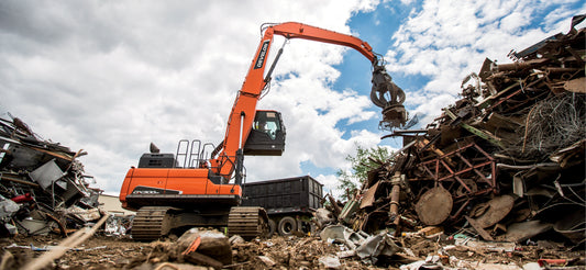 Develon | Material Handler | Model DX300MH-5 | Reach 42' 7" | Loading Height 46' 3" | 267 hp | 39.7 Tons | For Demanding Scrap, Waste & Logging