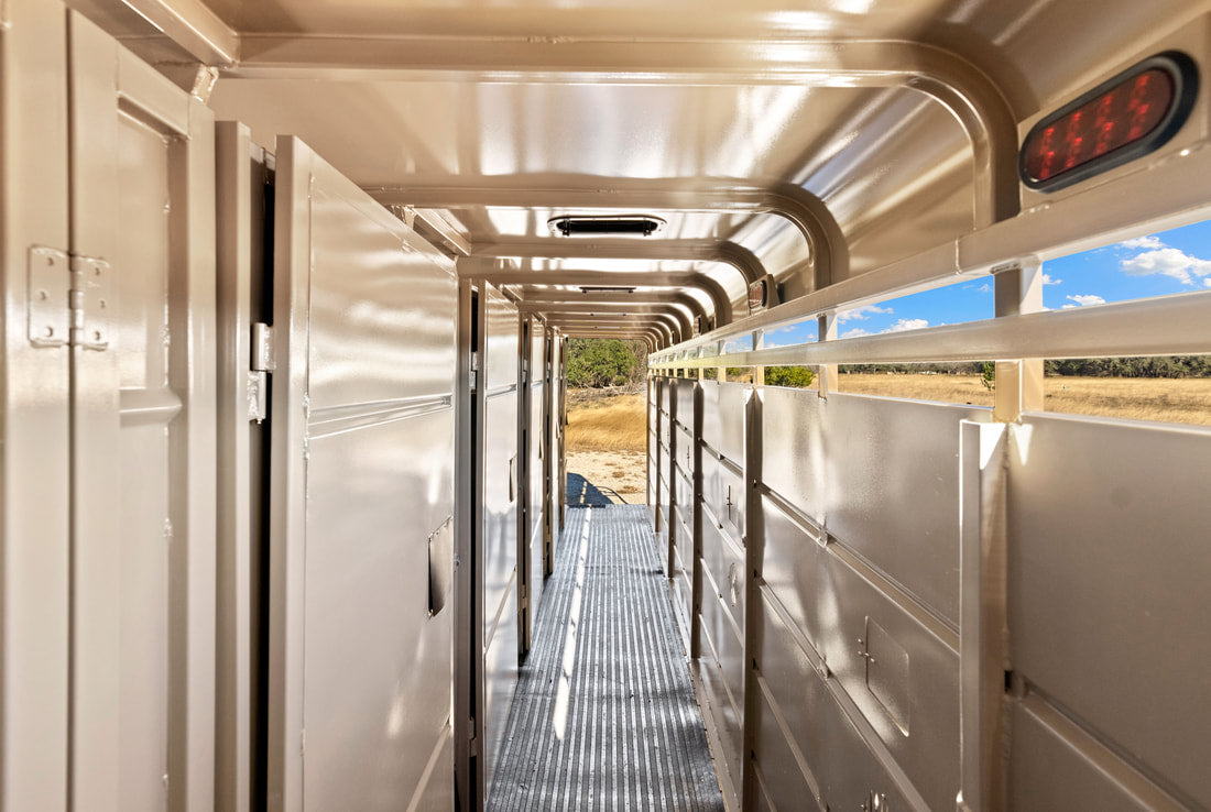 Exotic Game Control Super Exotic Bifold Game Trailer | 24' Long x 6'8" Wide x 6'6" Tall | 3 Full-Size Escape Gates