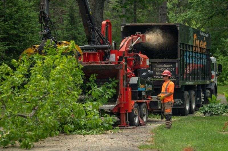 2025 Bandit Drum Style Whole Tree Chipper | Model 2090- Towable | Width 102" inches | Standard Hydraulic Swivel Discharge