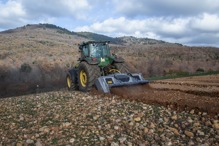 FAE | STCM & STCM/HP Stone Crusher | Models 125 To 225 | Widths 52.7" to 90.7" | Crushes Stone Up to 11.8" Inches | Horsepower 80 To 280 HP | For Tractors