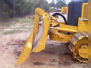 IS Attachments Blade Root Rake | Widths 92" to 140" | Machine Size  7–37.5 Tons | For Dozers