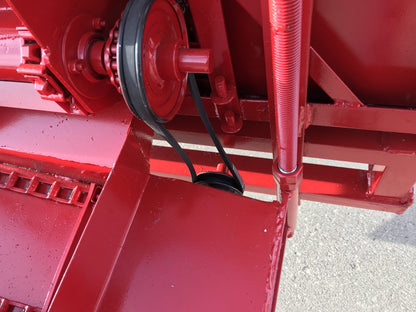 Global Equipment Apache Range Feeder | Capacity 3,200 lbs | Ground Mounted