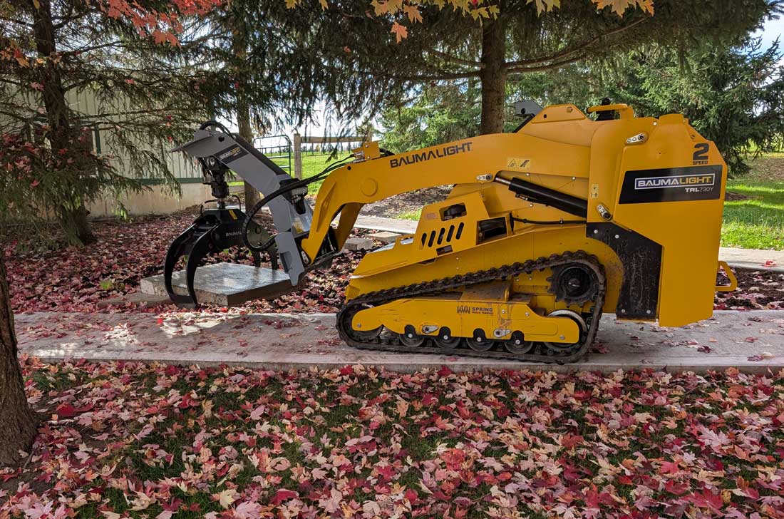 Baumalight Mini Skid-Steer Log Grapple w/ Rotator | Model LMR316G | Width 34" | 5-20 GPM | For Mini Skid Steers
