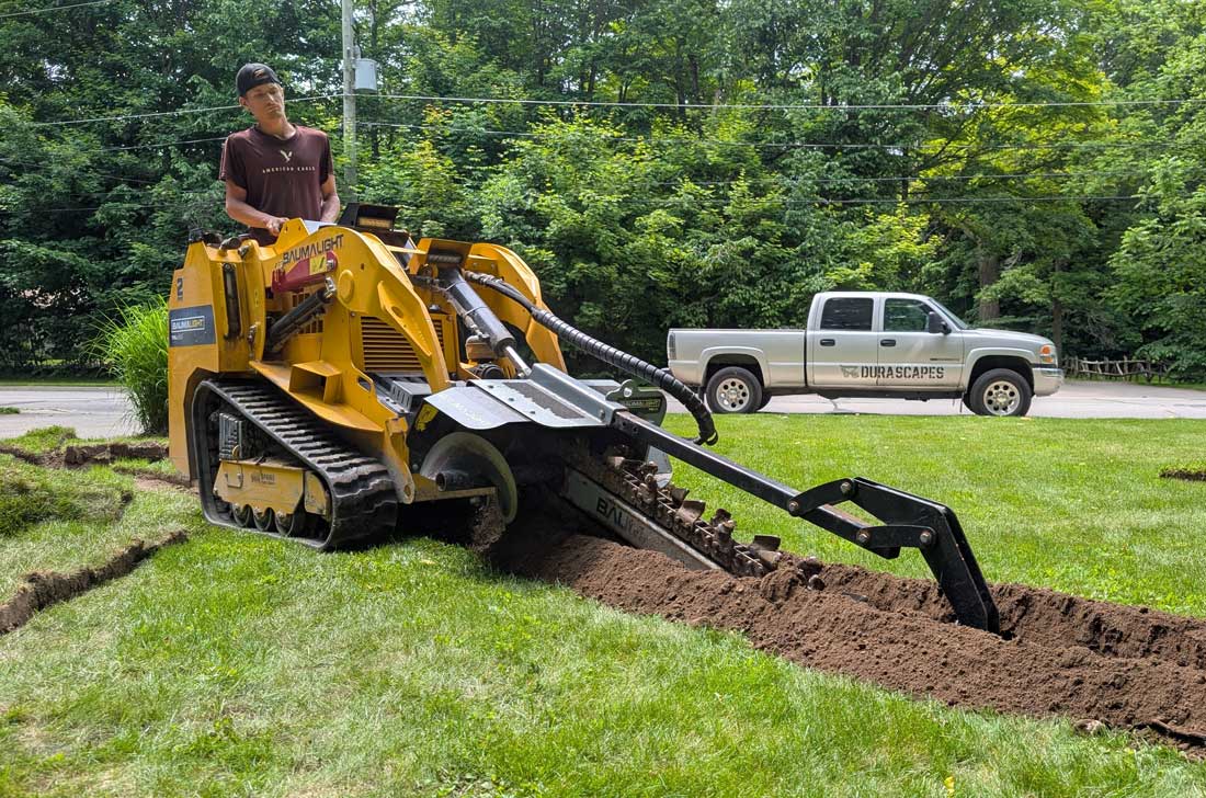 Baumalight Mini Track Loader | Model TRL630D | 24.8 HP Kubota | 2-Speed | 10.5 GPM